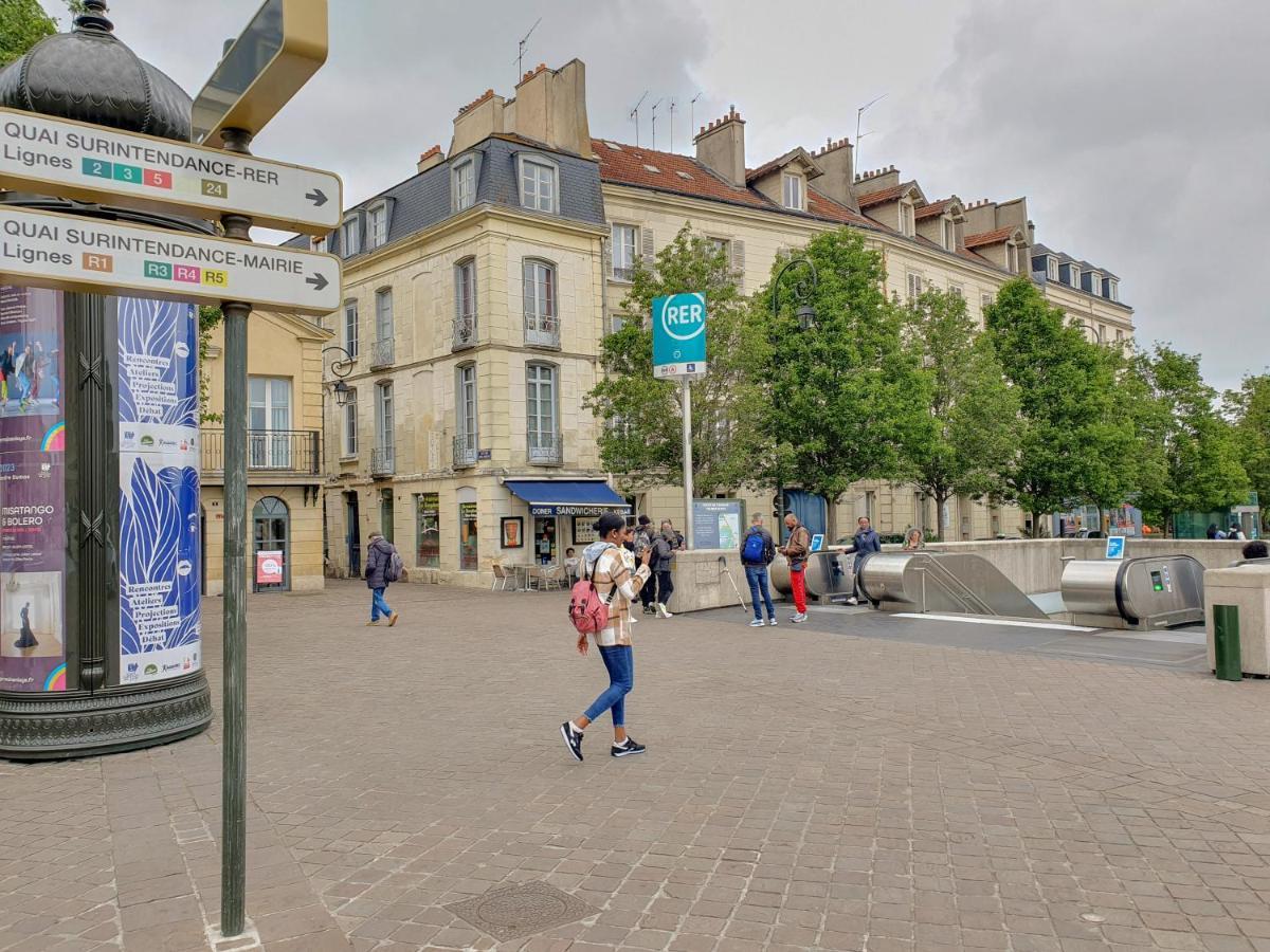 Exigehome-Grand Studio En Centre Ville - 300 M Du Rer A Saint-Germain-en-Laye Exterior photo