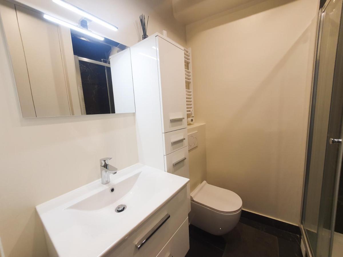 Exigehome-Grand Studio En Centre Ville - 300 M Du Rer A Saint-Germain-en-Laye Exterior photo